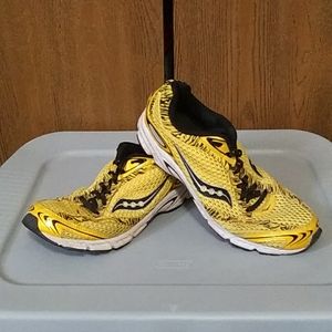 Saucony Fastwitch 4 Running/Road Racing Shoes